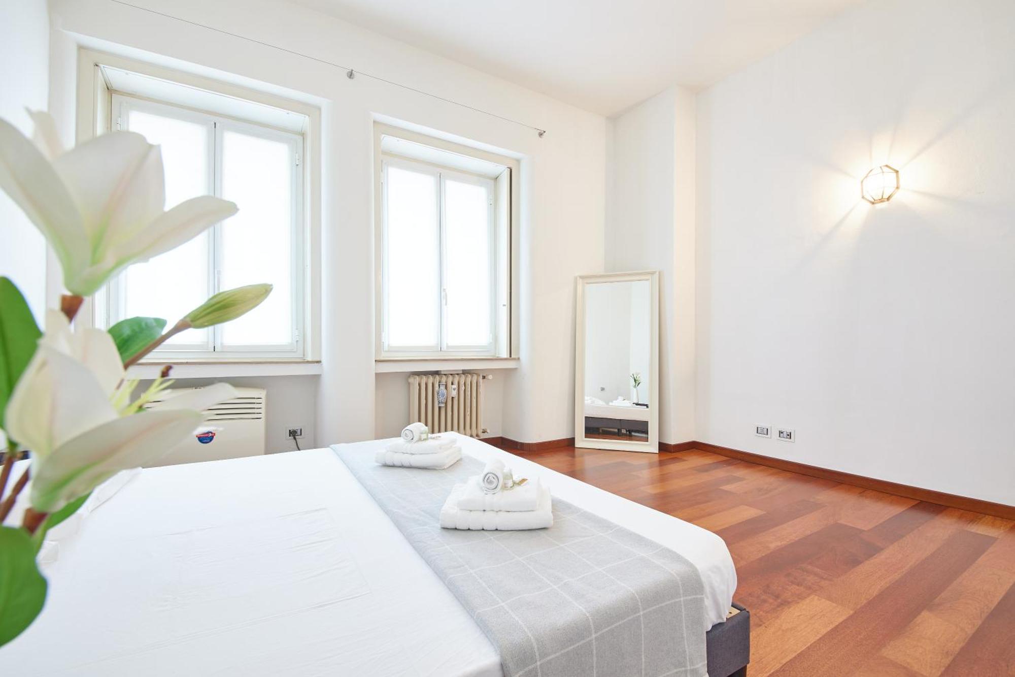 Porta Nuova Lusso 8 Minuti Dal Duomo Apartment มิลาน ภายนอก รูปภาพ
